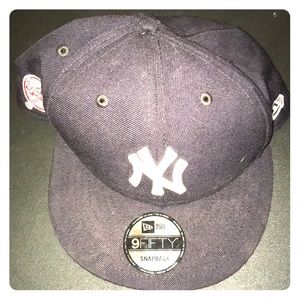NY Yankee Navy Blue Classic Snapback